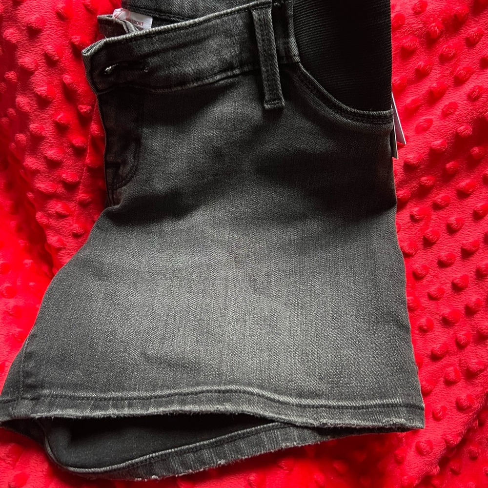 NWT!!!✨ (2 for $25) ✨Chic Dark Gray maternity midi Denim shorts